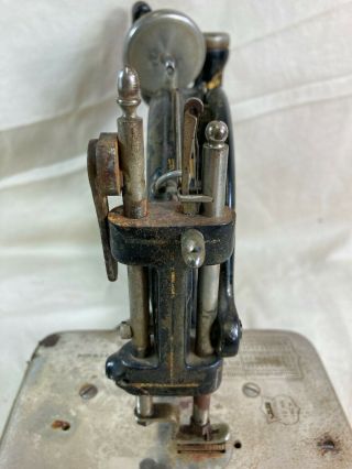 Antique Willcox & Gibbs hand crank sewing machine 3