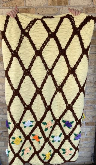 Vintage Handmade Crochet Blanket Afghan Yellow 90x106 Flowers Throw Queen