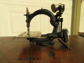 Antique 1890 ' s WILLCOX & GIBBS Treadle Sewing Machine COMPLETE & 3