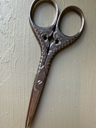 Ornate Antique Steel Scissors 3 1/2” Cross Betz Germany Embroidery Needlepoint
