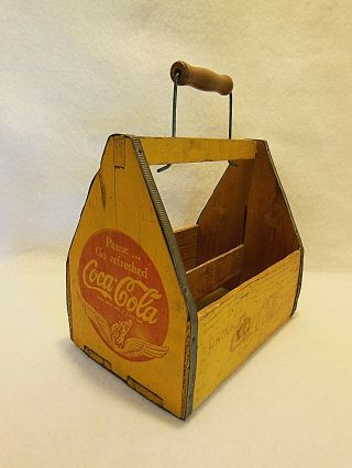 Vintage Coca Cola Ww Ii 1940’s War Wings Yellow Wood 6 Pack Soda Bottle Carrier
