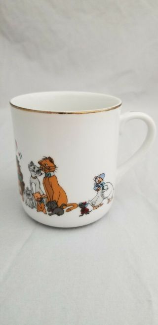 Vintage Walt Disney Aristocats Gold Rim Coffee Mug Cup Disneyland Disneyworld