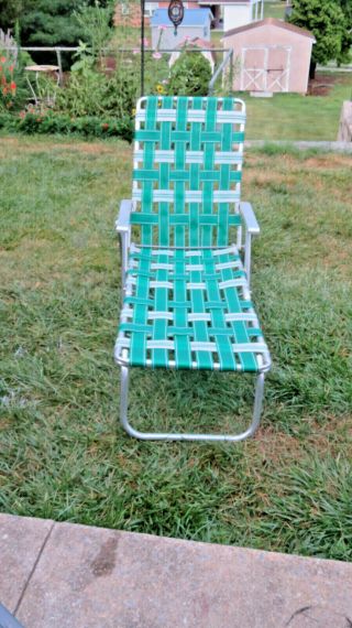 Vintage Aluminum Folding Webbed Webbing Chaise Lounge Lawn Chair Green White