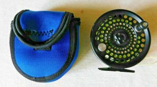 Vintage Lamson 3.  5 Usa Fishing Fly Reel Lp3.  5 With Case