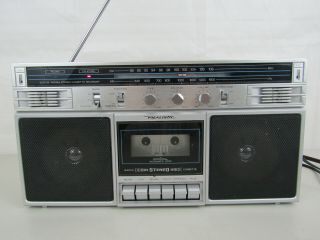 Vintage Realistic Am/fm Stereo Receiver Cassette Player Recorder Scr - 25