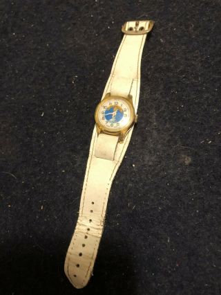 Vintage Cinderella Walt Disney Bradley Swiss Made Wrist Watch W/ White Band Runs