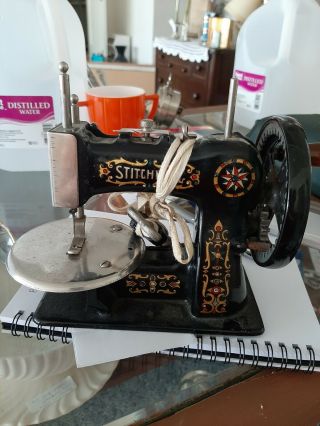 Antique Stitchwell Salesman Sample Sewing Machine Cast Iron Singer Child Toy