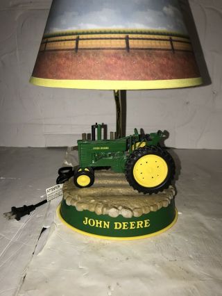 Vintage 1999 John Deere Desk Lamp Tractor Base Farm Yard Shade.  Pre - Owned.