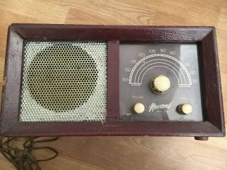 Vintage Radio Newcomb Model B - 100 Made In Usa - Am Only