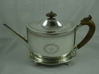 Fine George Iii Solid Silver Tea Pot On Stand,  1796,  670gm - Hennell