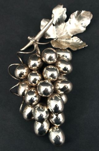 Vintage Italian Handmade.  925 Sterling Silver Grapes Cluster Sculpture,  Nr