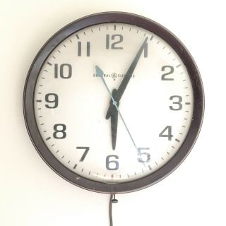 General Electric Vintage Industrial Plug - In Wall Clock Model 2012