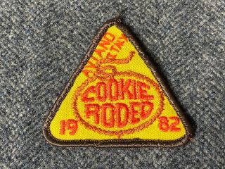 Retro Girl Scout Patch - 1982 Aviano Italy Cookie Rodeo - Triangular