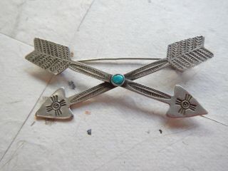 Vintage Sterling Silver Turquoise Southwest Native American Arrow Brooch Pin