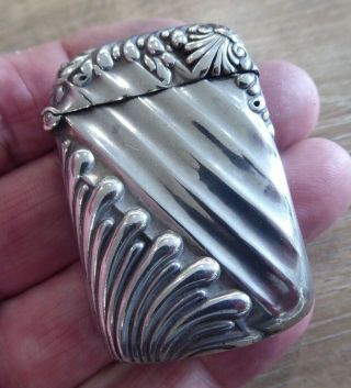 Quality Antique Solid Silver Vesta Case