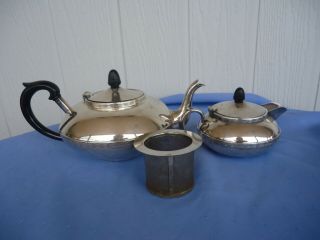 Vintage Perfection Silver Plate Teapot & Milk Jug With Infuser Akin Robur Acorn