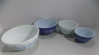 Vintage Pyrex Colonial Mist Blue & White Daisy 4 Pc Set Bowls