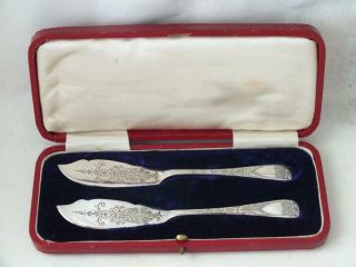 Pretty Antique Boxed Solid Sterling Silver Butter Knives 1907/ L13.  7 Cm