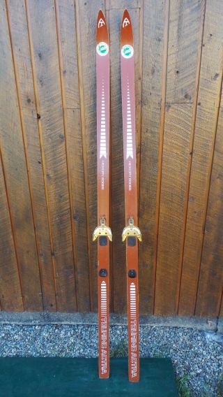 Vintage Wooden Skis 73 " Long With Bindings Great For Decoration