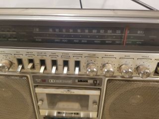Vintage Zenith AM FM Stereo Cassette Recorder Boombox Partially. 3