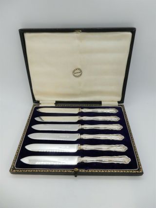 Boxed Set Of 6 Solid Silver Handled Tea Knives,  Sheffield 1922.