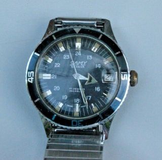 Vintage Gents Camy Geneva 17 Jewels Divers Wristwatch With Date Indicator.