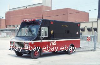 Chicago Fire Department 1994 Ford Utilimaster 7 - 6 - 5 Fire Apparatus Slide