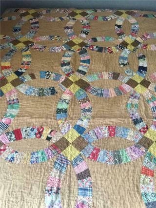 Hand Pieced & Quilted Double Wedding Ring Pattern Quilt Vintage Fabrics -