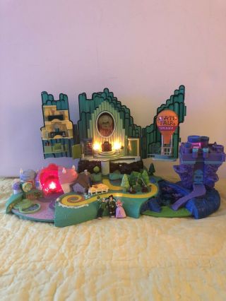 Htf Vtg Mattel 2001 Polly Pocket Cute The Wizard Of Oz Play Set With 3 Figures