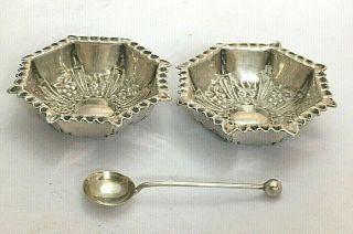 Pair Cased Edwardian Sterling Silver Salt Dishes 1901