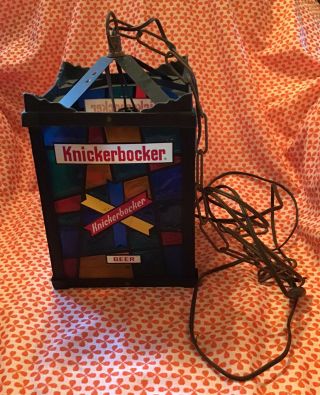 Vintage Knickerbocker Beer Handing Light Up Sign With Chain And Plug