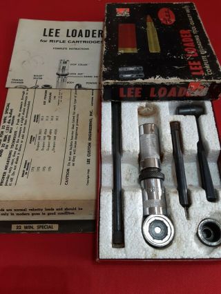 Vintage Lee Loader.  32 Winchester Reloading Kit