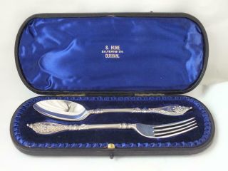 Pretty Boxed Set Of Victorian Solid Sterling Silver Spoon & Fork 1898/ 61 G