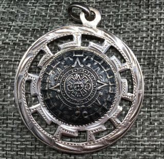 Vintage Sterling Silver Mayan Aztec Calendar Pendant Crown Hallmark Mexico.  925