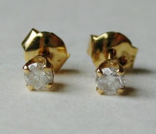 Fine Vintage 14k Yellow Gold Diamond Pierced Stud Earrings