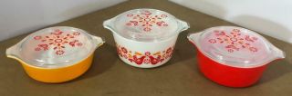 Vintage Pyrex Friendship 3 Bowl Set With Lids 471 - 473 Red Yellow White