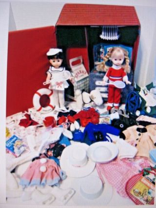 Vintage 1970s World Of Vogue Ginny Case /2 Dolls / Sparky&doghouse /accessories