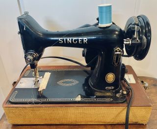 Vintage 1955 Singer 99k Sewing Machine Ek165275 Made In Great Britain