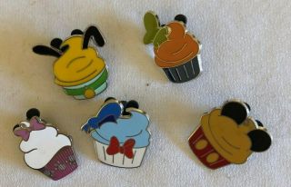 5 Disney Mickey Mouse /pluto /goofy/ Minnie Mouse/ Donald Duck Cupcake Pins
