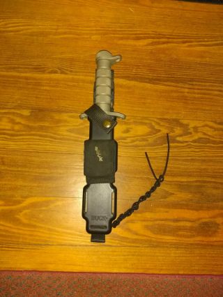 Buck Knife Model 184 Buckmaster W/ Sheath (stone) And Compass