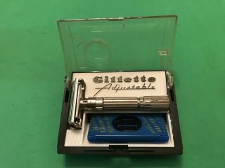 Vintage Razor - - Gillette Fat Boy {f - 2} With Case And Blade Dispenser