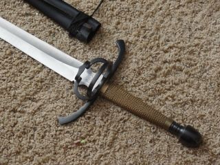 Salamander Armoury Side Sword/arming Sword/broad Sword With Knuckle Guard