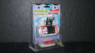 Vintage Budweiser Ultimate Reusable 35mm Fun Camera CLOSES TO LOOK LIKE BUD CAN 2