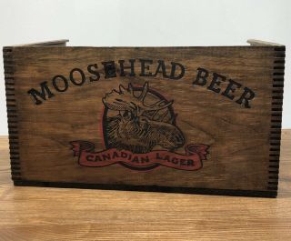 Moosehead Beer Canadian Lager 18x12x10 Wooden Crate Dovetailed Case Vintage