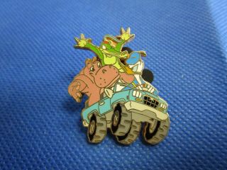 Disney Official Pin Trading 2005 Donald Duck