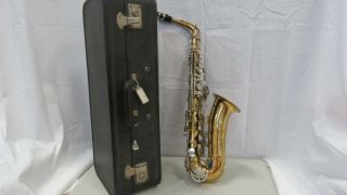 049 - Vintage King Cleveland 613 Saxophone With Case