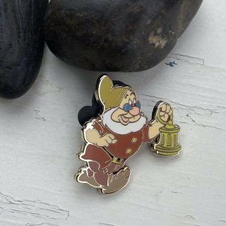Disney Trading Pin Snow White And The Seven Dwarfs Lantern Limited Edition