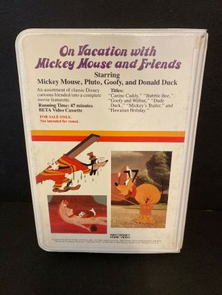 On Vacation with Mickey Mouse and Friends Beta white Clamshell Case Disney 2