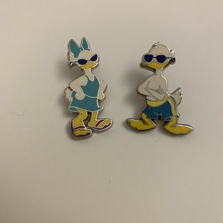 Disney Trading Pins Daisy And Donald Duck Set Of 2