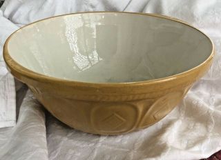 T G Green England Vintage Gripstand Mixing Bowl Large Yellow Stoneware 744298
